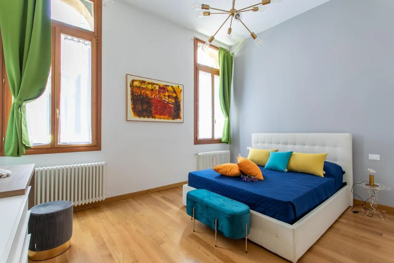 ונציה Rialto Bridge Lovely Apartment